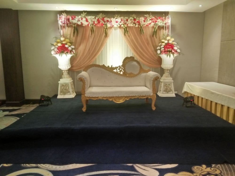 Фото The Piccadily Chandigarh