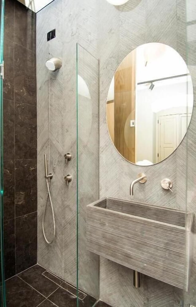 Фото Sei Stelle Mama