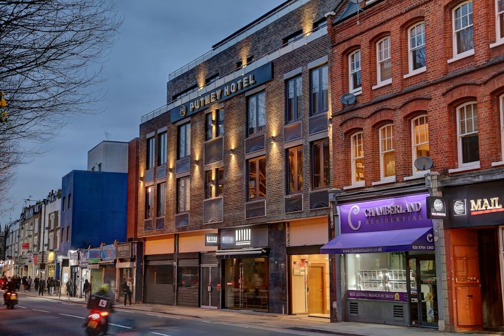 Фото отеля 1