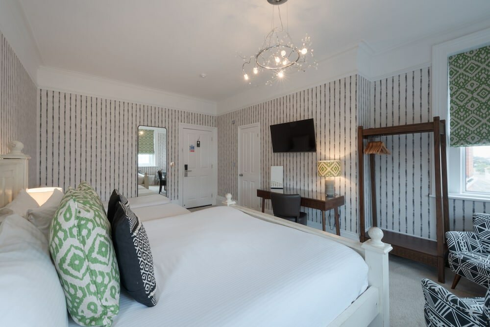 Фото Stattons Hotel & Restaurant