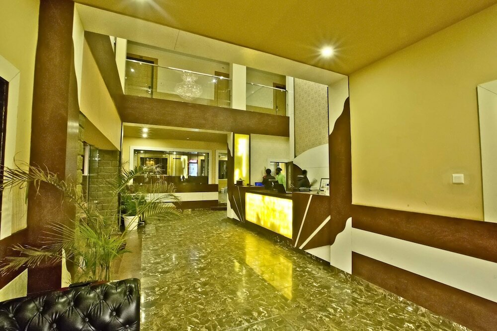 Фото Quartz Himalayan Brothers