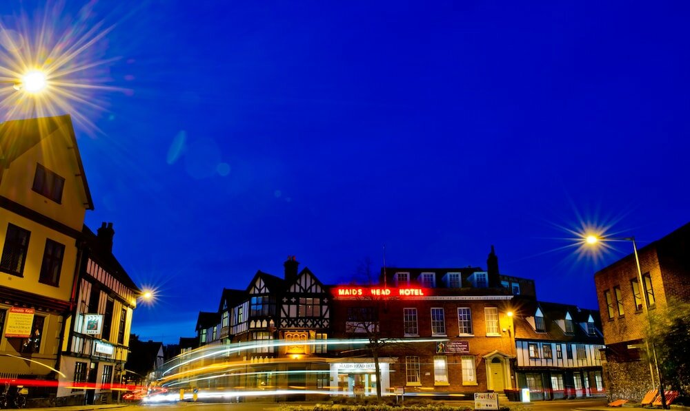 Фото The Maids Head Hotel