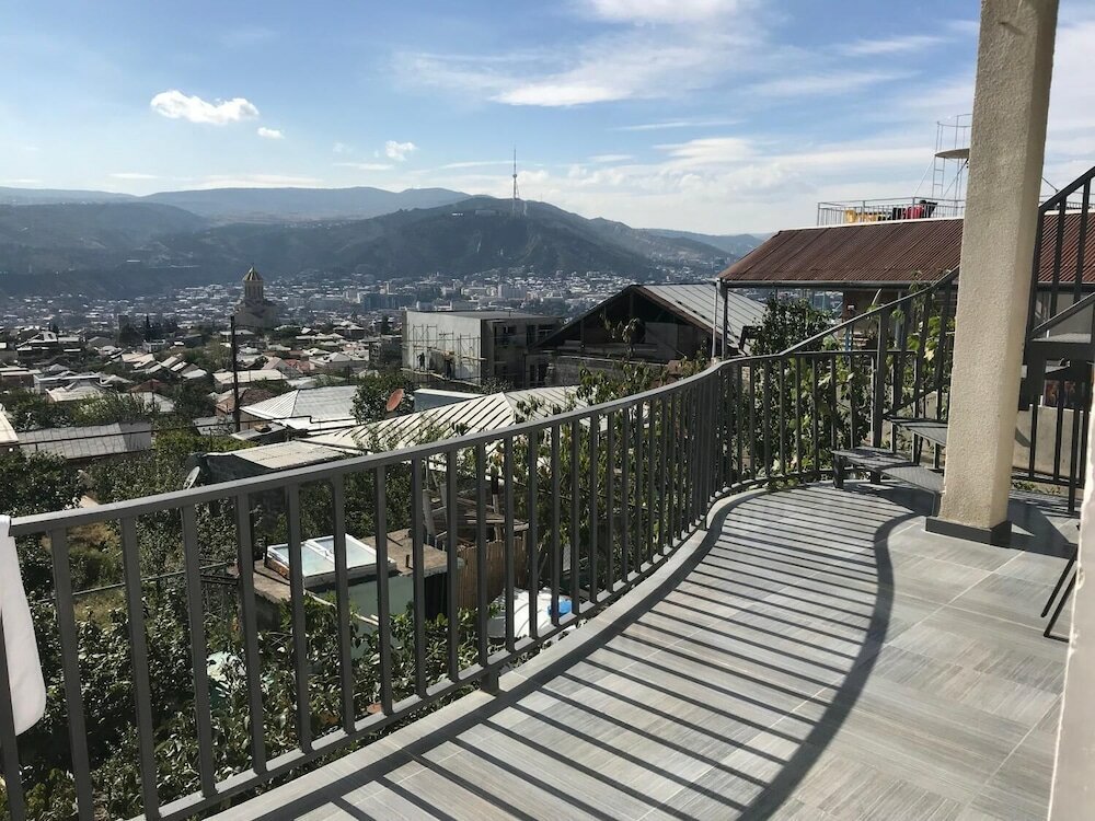 Фото Отель Upstairs Hotel Tbilisi