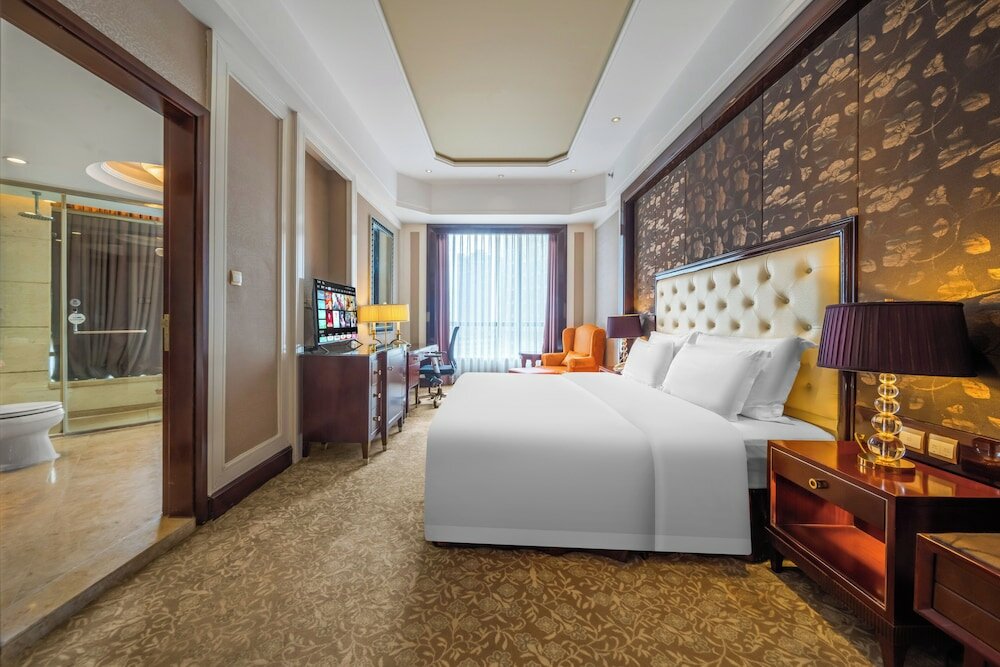 Фото Wyndham Grand Plaza Royale Palace Chengdu