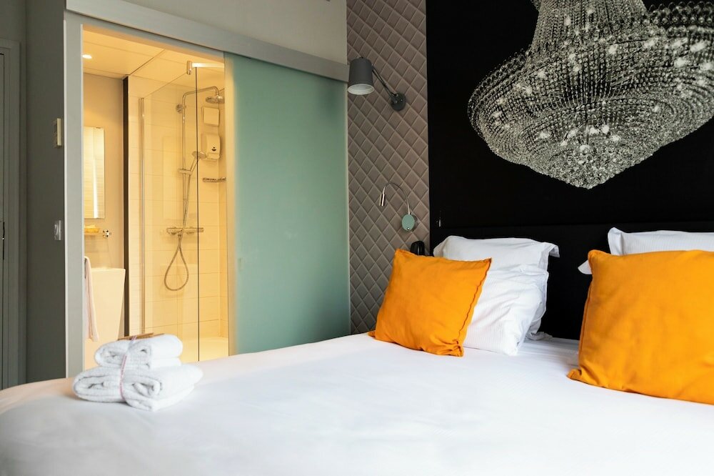 Фото Porte de Versailles Hotel