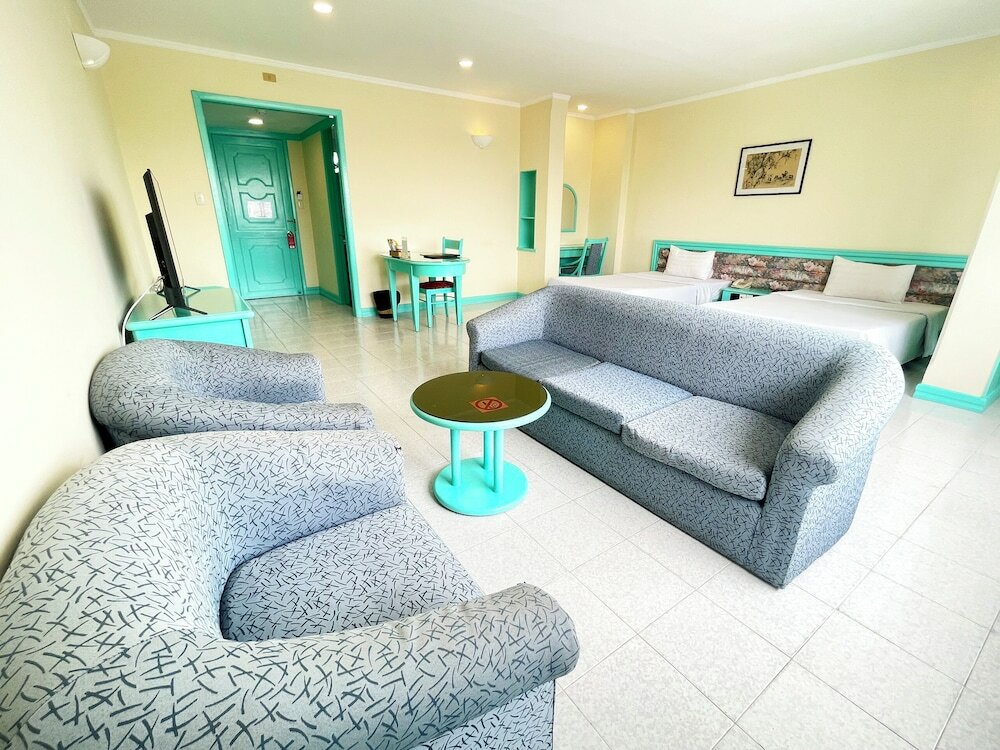 Фото Bat Dat Hotel