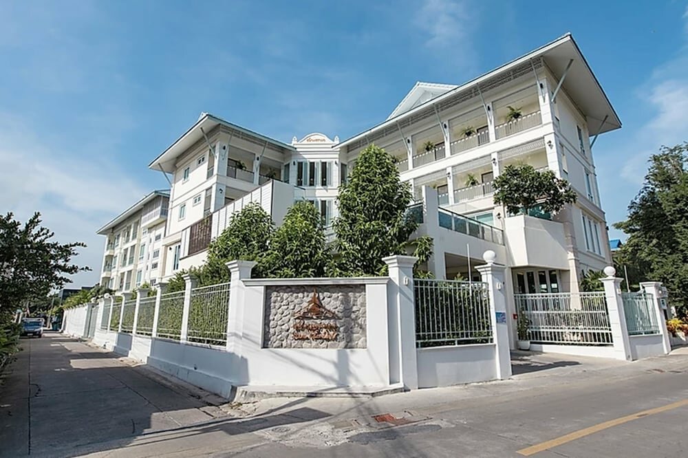 Hotel Siam Tharadol, Bangkok, photo