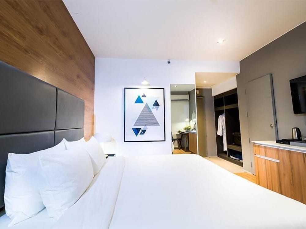 Фото Avior Hotel