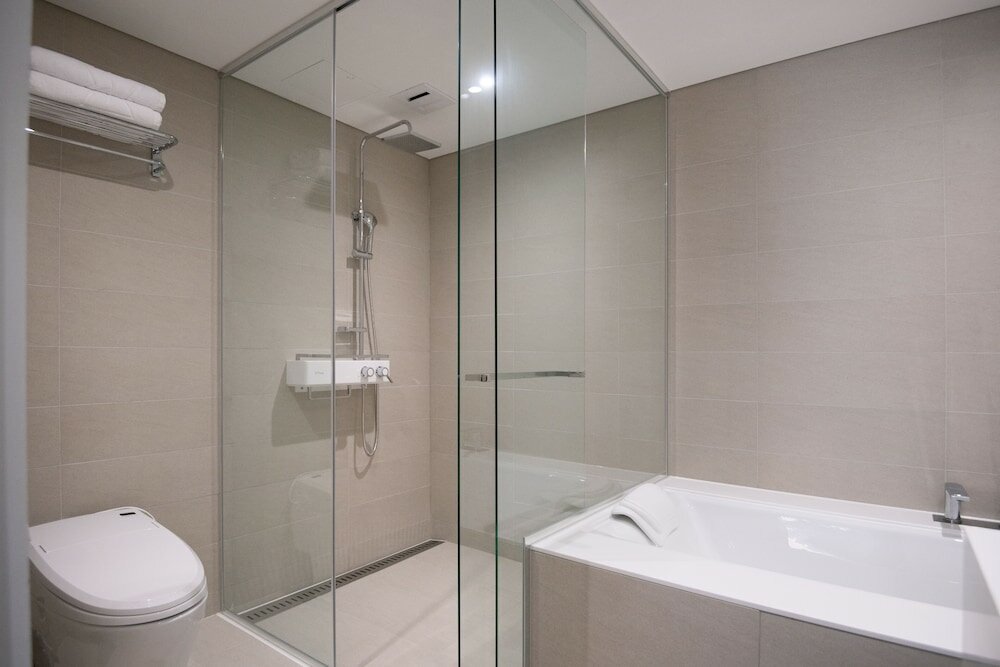 Фото Orakai Daehakro Hotel