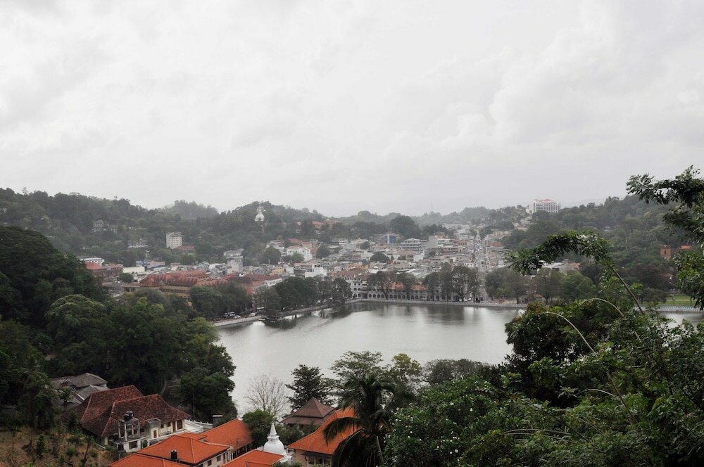 Фото The Rock Bunglow