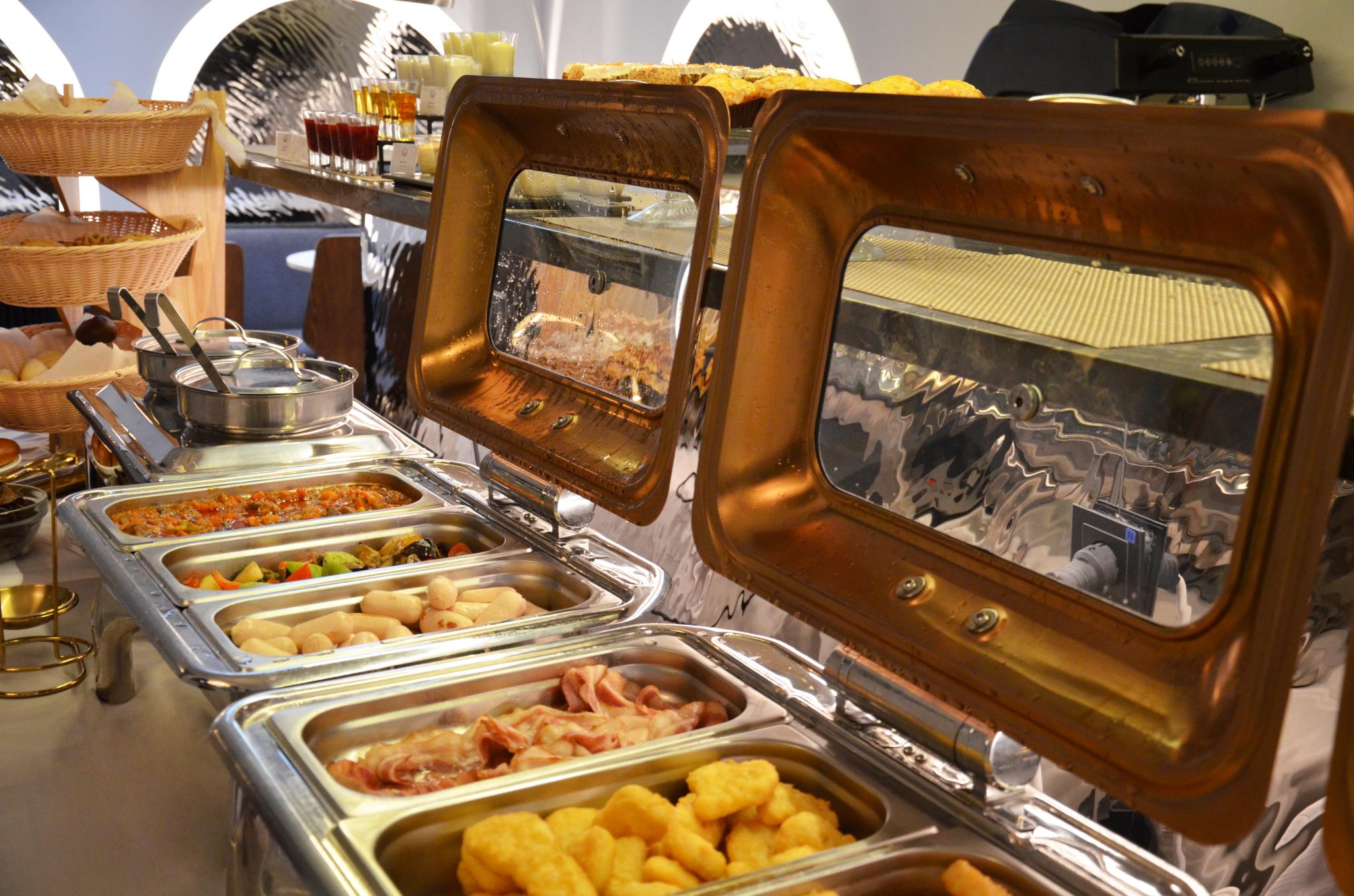 Фото Луна и Лотос