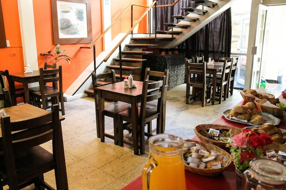 Фото Casi Guemes Hotel