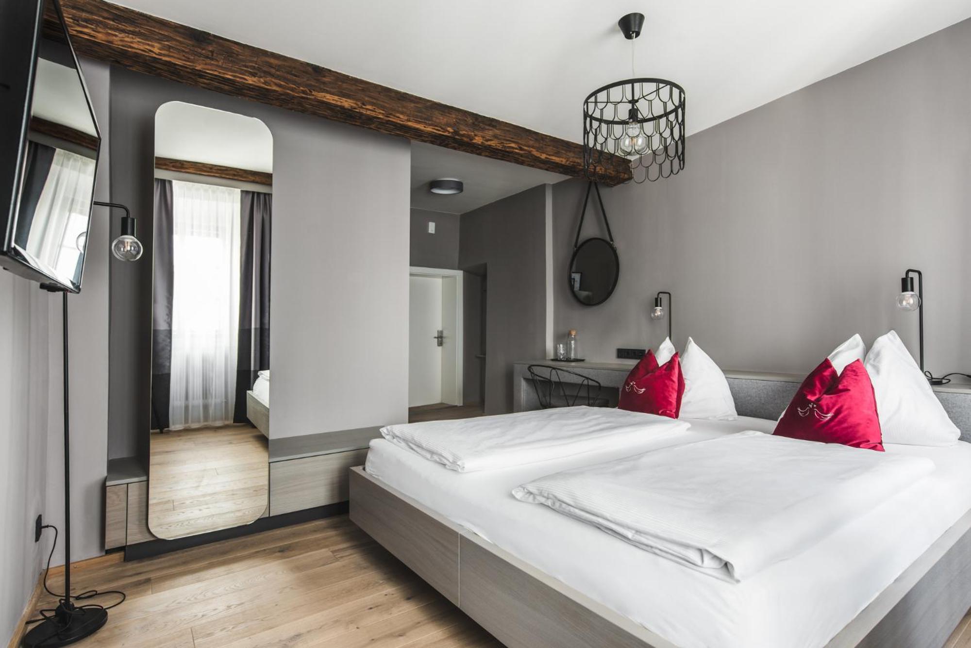 Фото Altstadthotel Weisse Taube