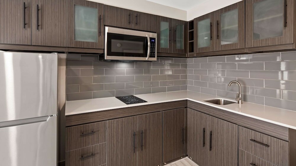 Фото Best Western Plus Executive Residency Nashville