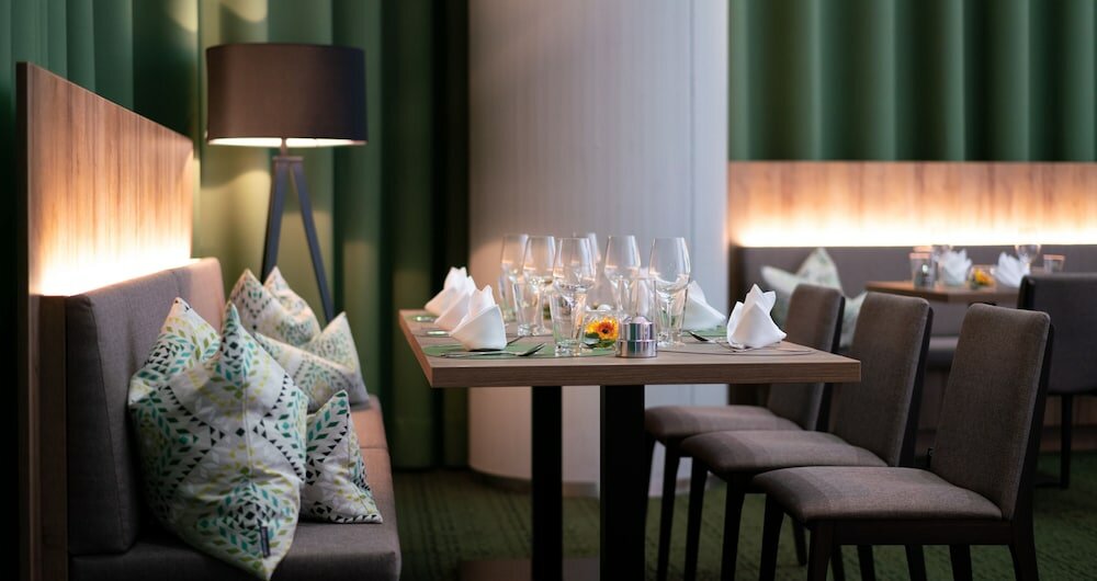 Фото Kongresshotel Potsdam am Templiner See