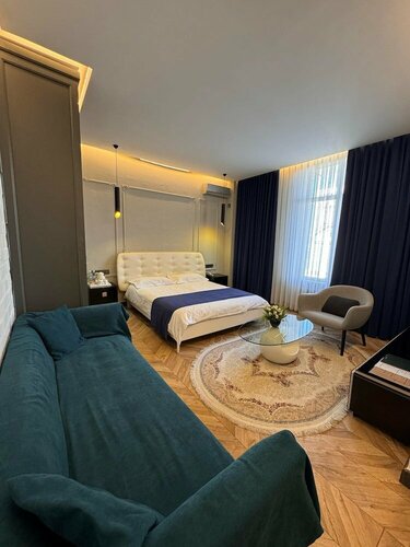 Внешний вид отеля Bugu Hotel в Бишкеке, фото 2