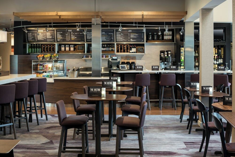 Фото Courtyard San Francisco Larkspur Landing/Marin County