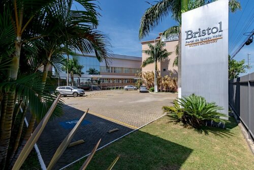 Гостиница Bristol Portal do Iguaçu Hotel в Штате Парана