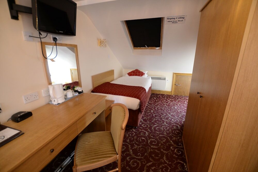 Фото Britannia Inn Hotel