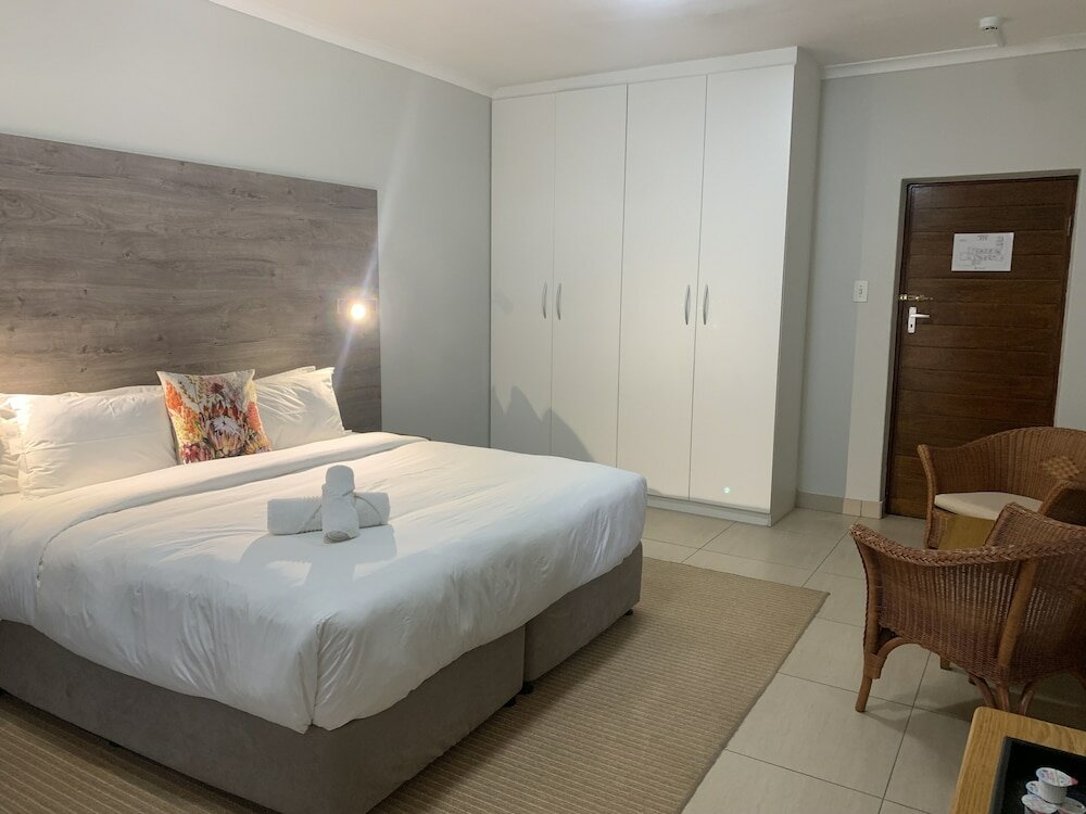 Фото Woodbridge Lodge