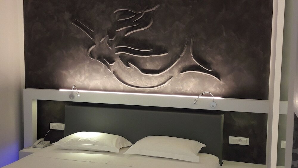 Фото Niriides Hotel