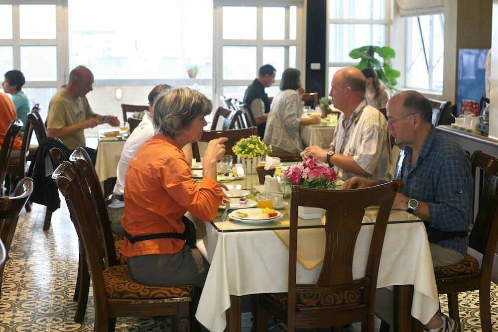 Фото Hanoi Emotion Hotel