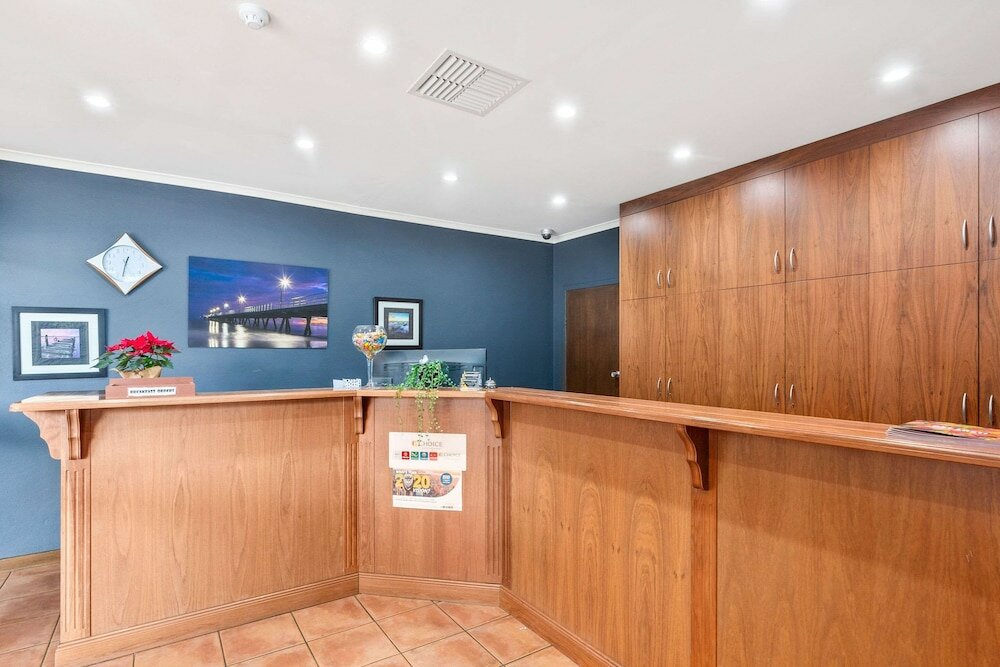 Фото Comfort Inn Glenelg