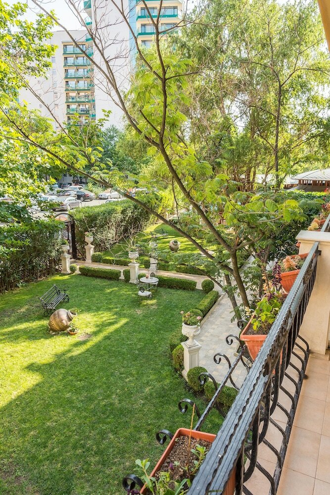 Фото Golden Pearl Hotel