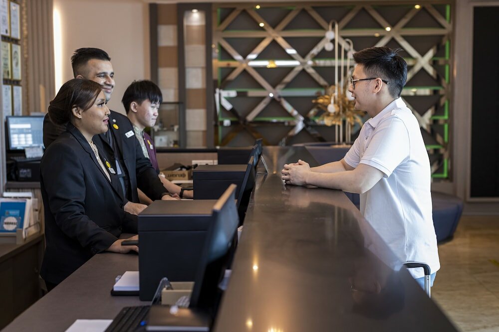 Фото Hompton by the Beach Penang