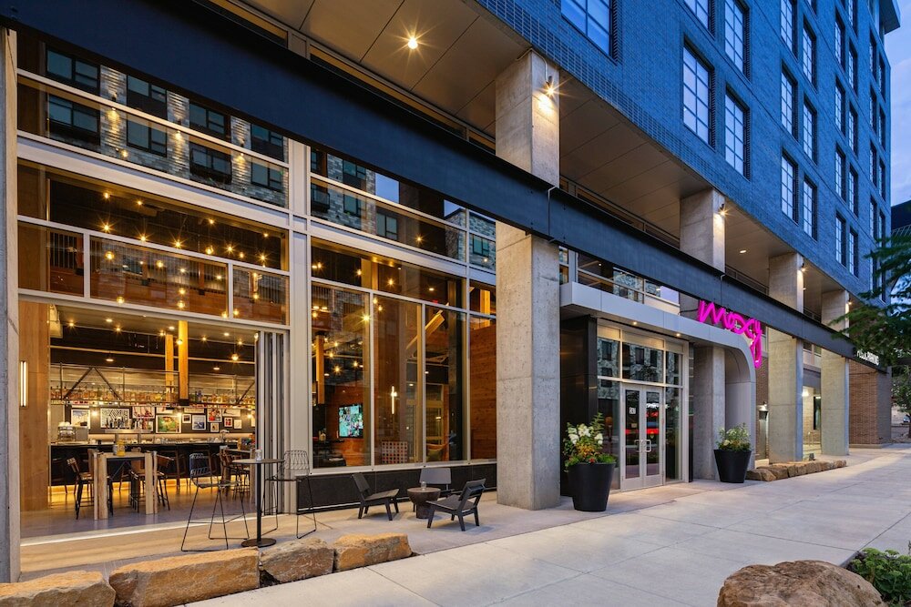 Фото Moxy Minneapolis Downtown