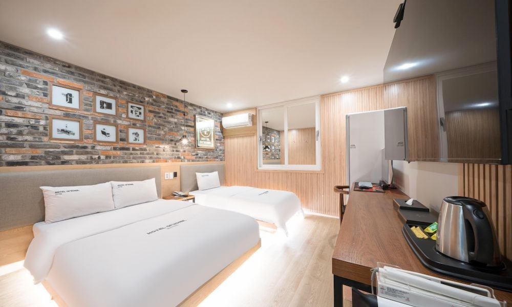 Фото Hotel Yeogiuhtte Gwangju Station