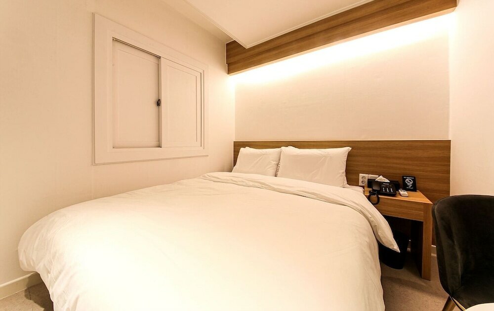 Фото Busan Seomyeon Business Hotel J7