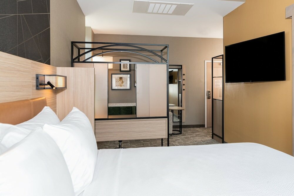 Фото SpringHill Suites by Marriott Baltimore Downtown Convention Center Area