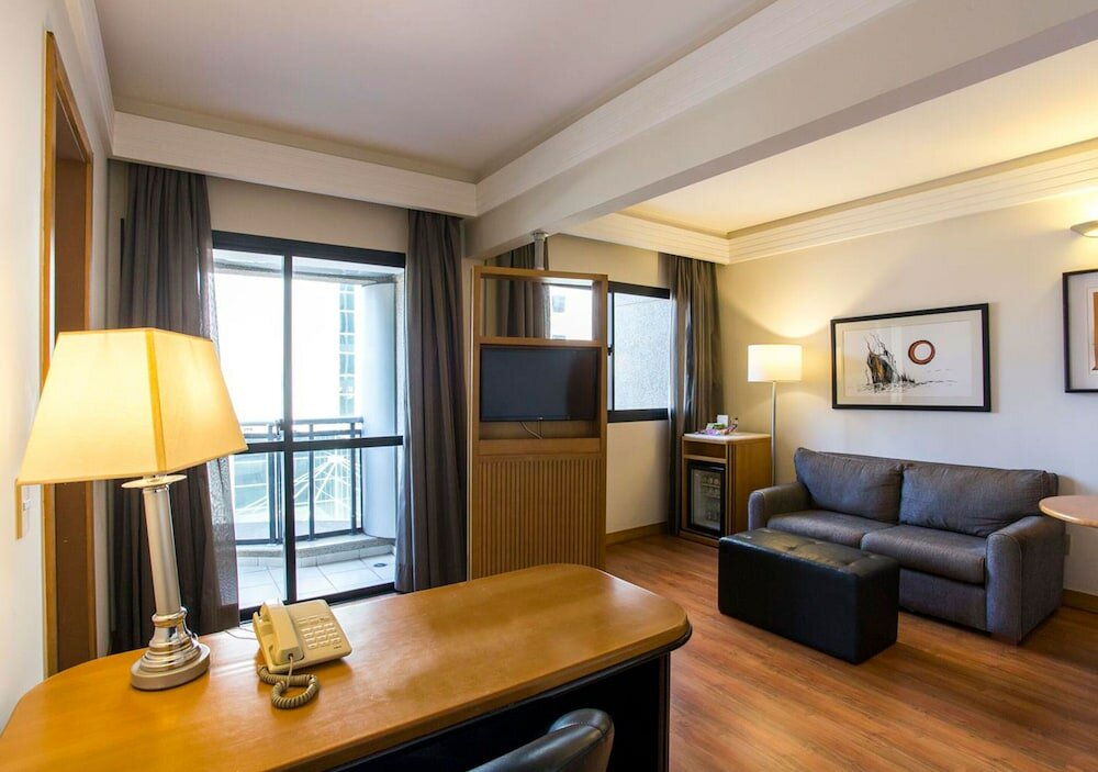 Фото Estanplaza International