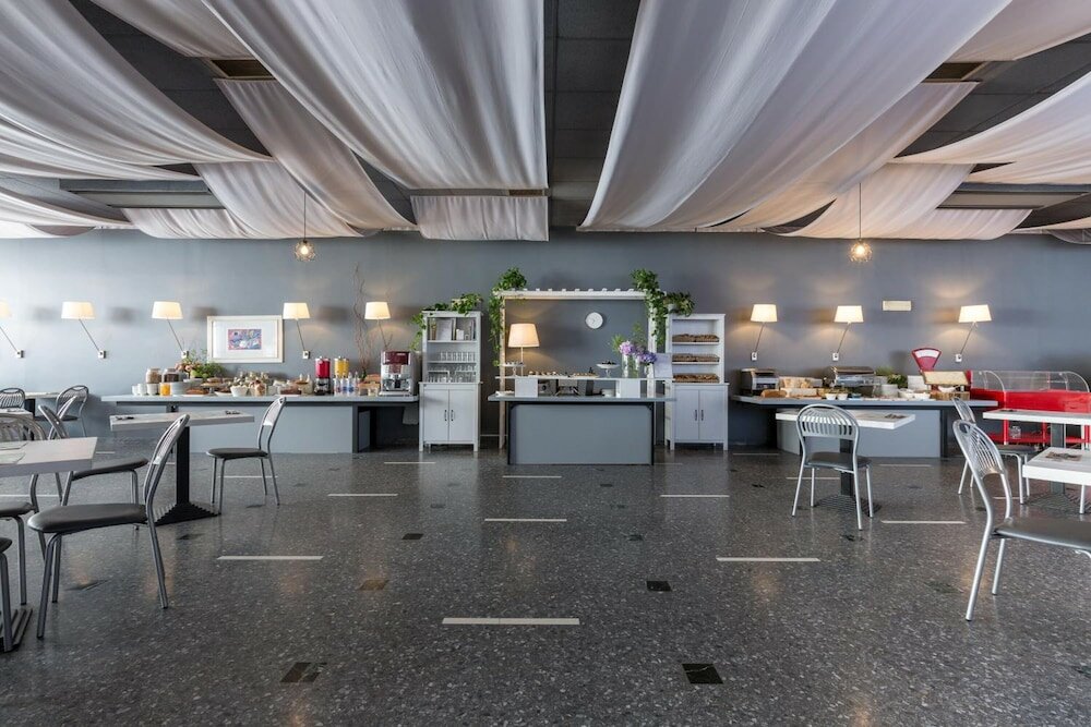 Фото Villa Eur - Parco dei Pini 