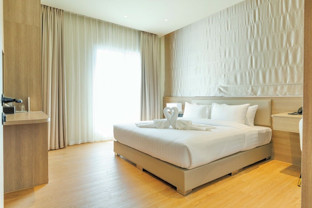 Фото Bay Breeze Hotel Pattaya