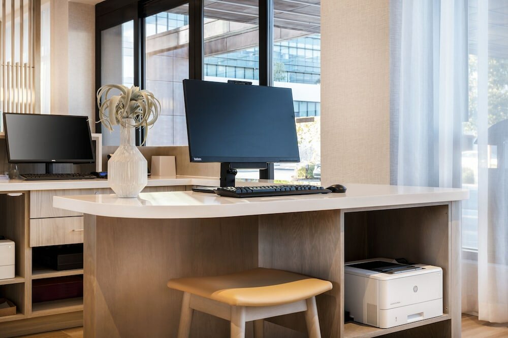 Фото Element San Jose Airport