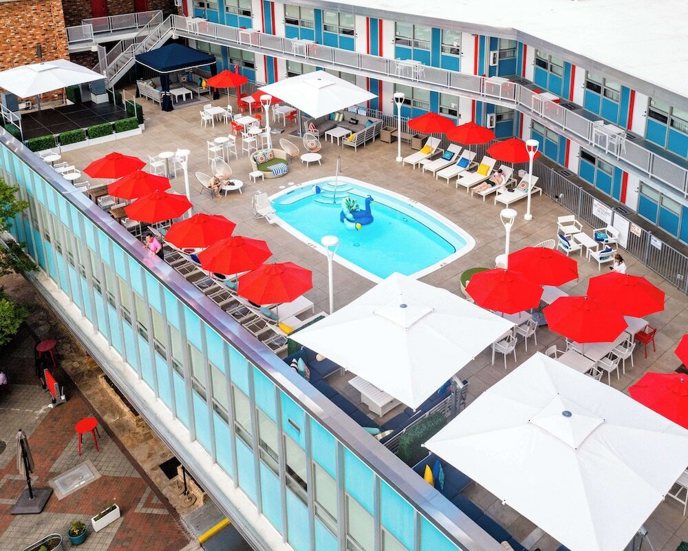 Фото Unscripted Durham