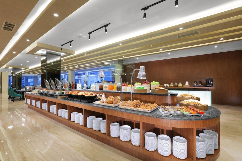 Фото Отель Aston Batam Hotel & Residences