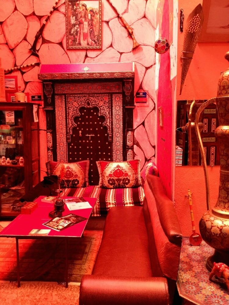 Фото Hostel Riad Marrakech Rouge