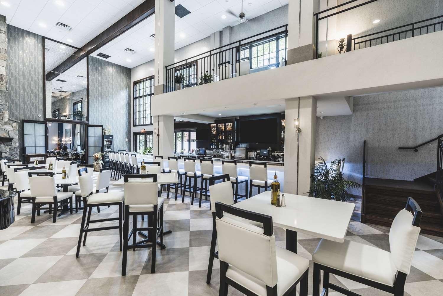 Фото Hampton Inn & Suites Fairfield