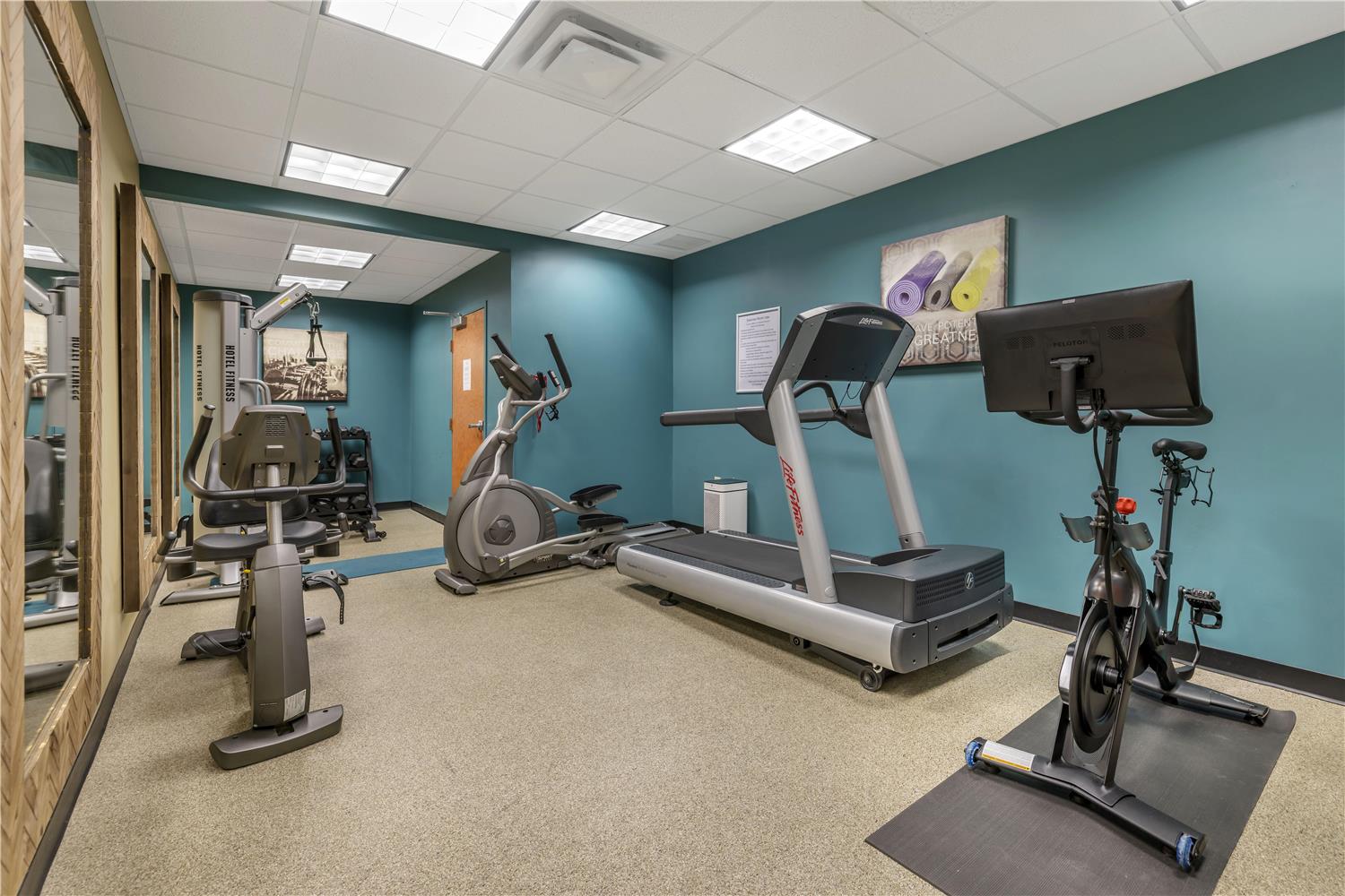 Фото Best Western Plus University Inn