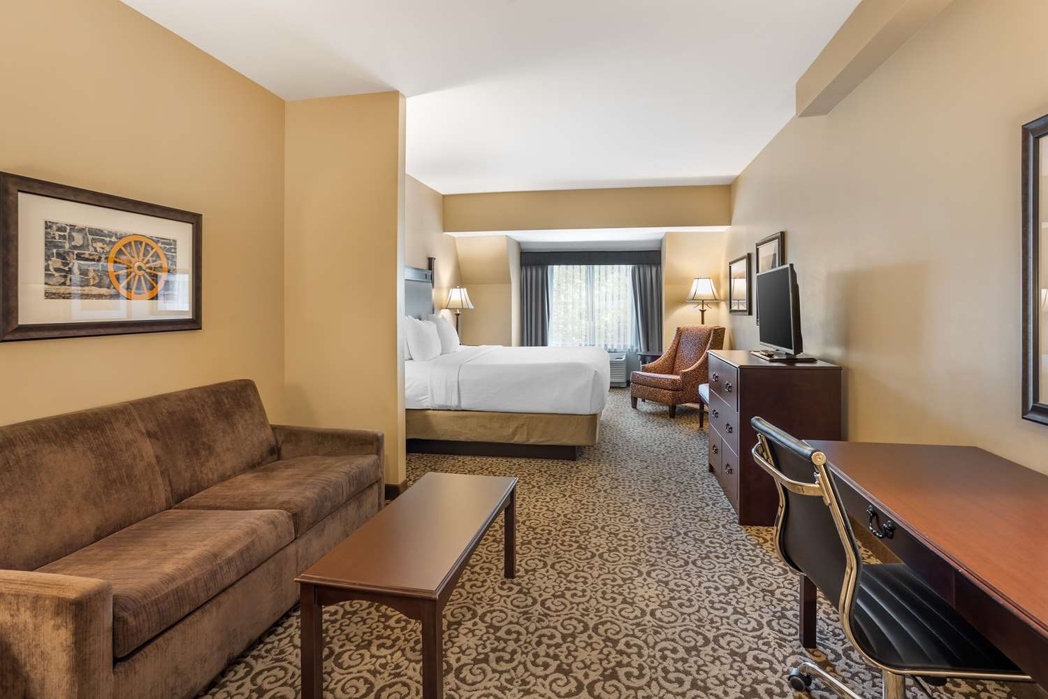 Фото Best Western Plus Intercourse Village Inn & Suites