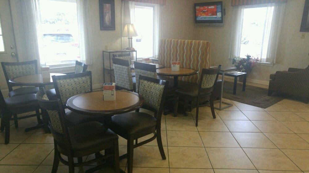 Фото Quality Inn & Suites Covington