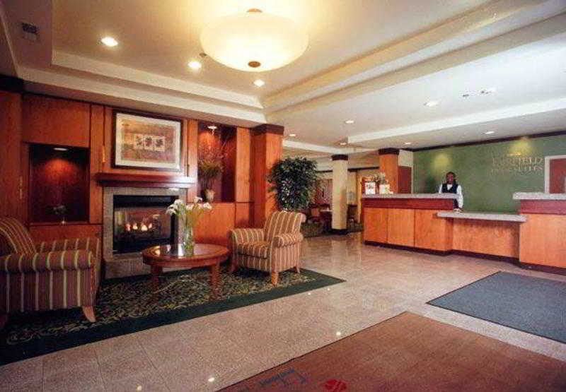 Фото Fairfield Inn and Suites by Marriott Indianapolis East