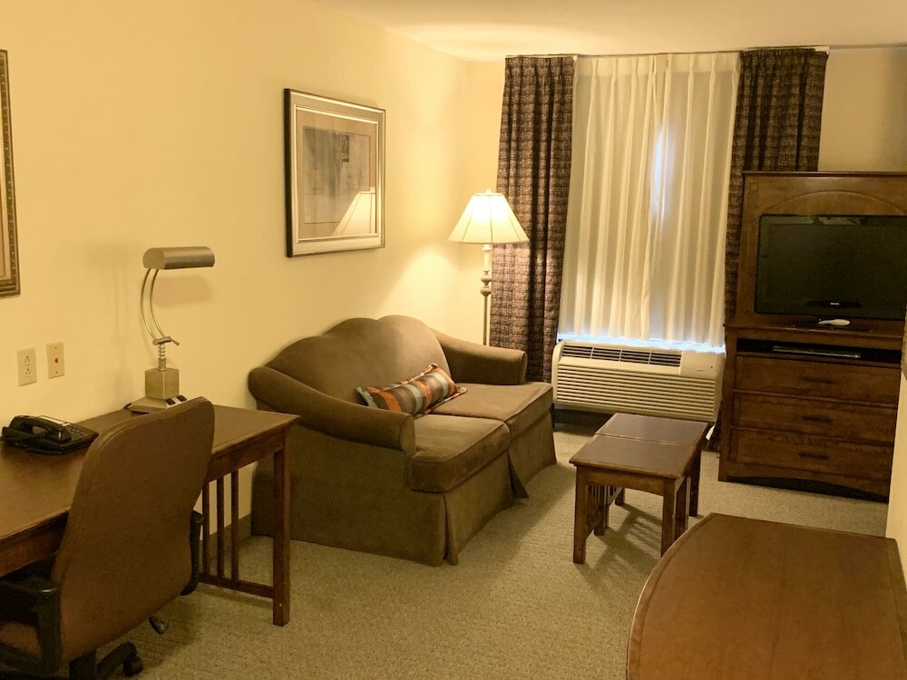 Фото Staybridge Suites Albuquerque - Airport, an Ihg Hotel