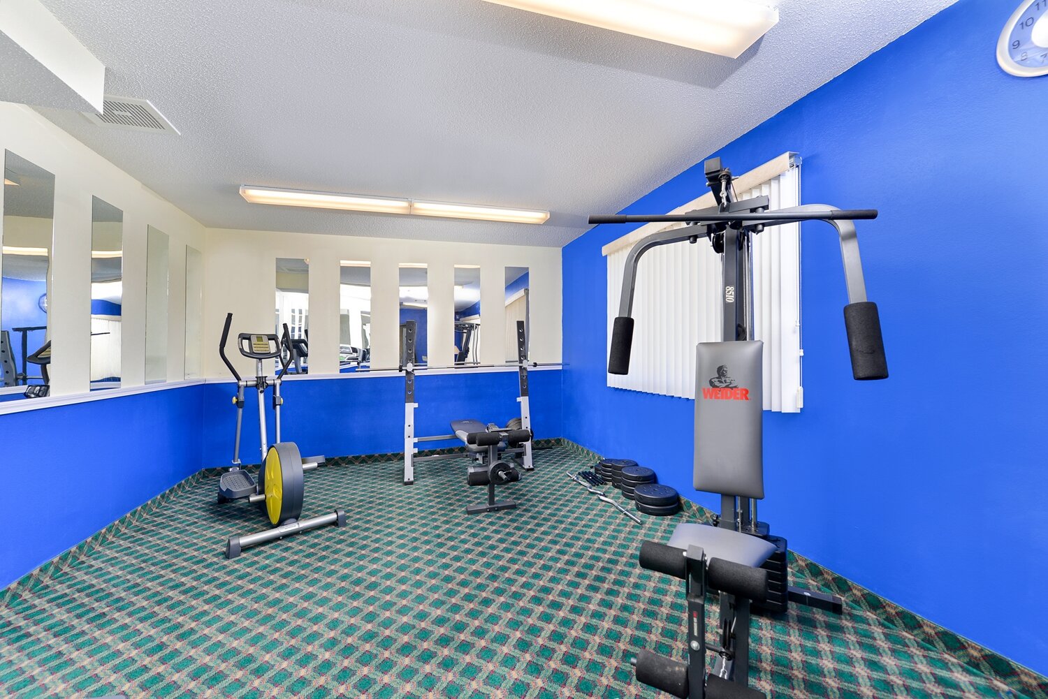 Фото Americas Best Value Inn & Suites Spring Valley