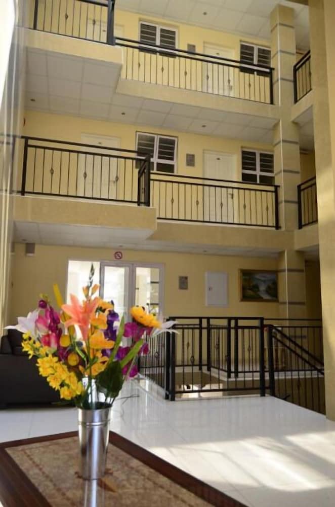 Фото отеля 2