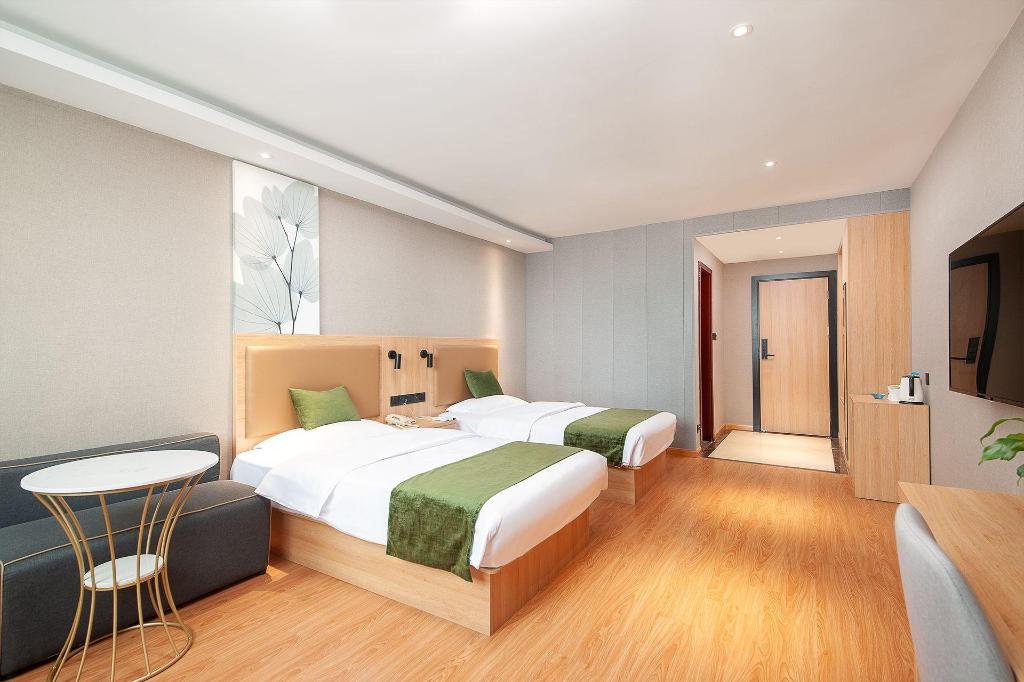 Фото GreenTree Inn Shanghai Jiading Anting Motor City Express Hotel