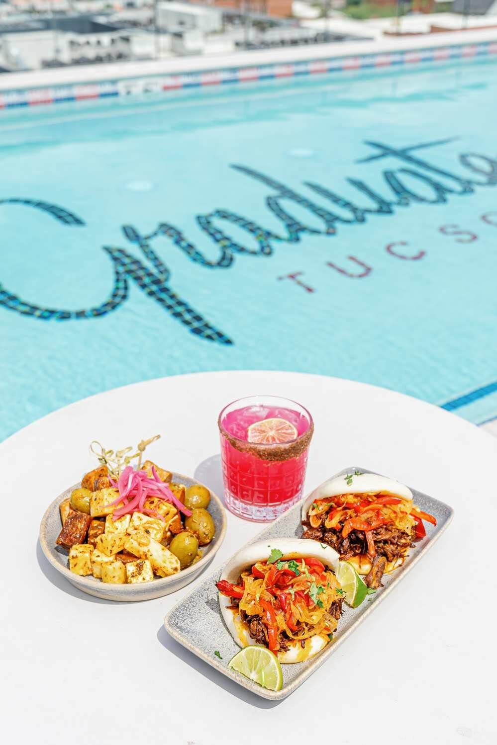 Фото Graduate Tucson